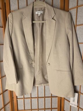 NWT WOMENS NINE WEST HIGH RISE BEIGE LINEN/VISCOSE MIX BLAZER SIZE MEDIUM